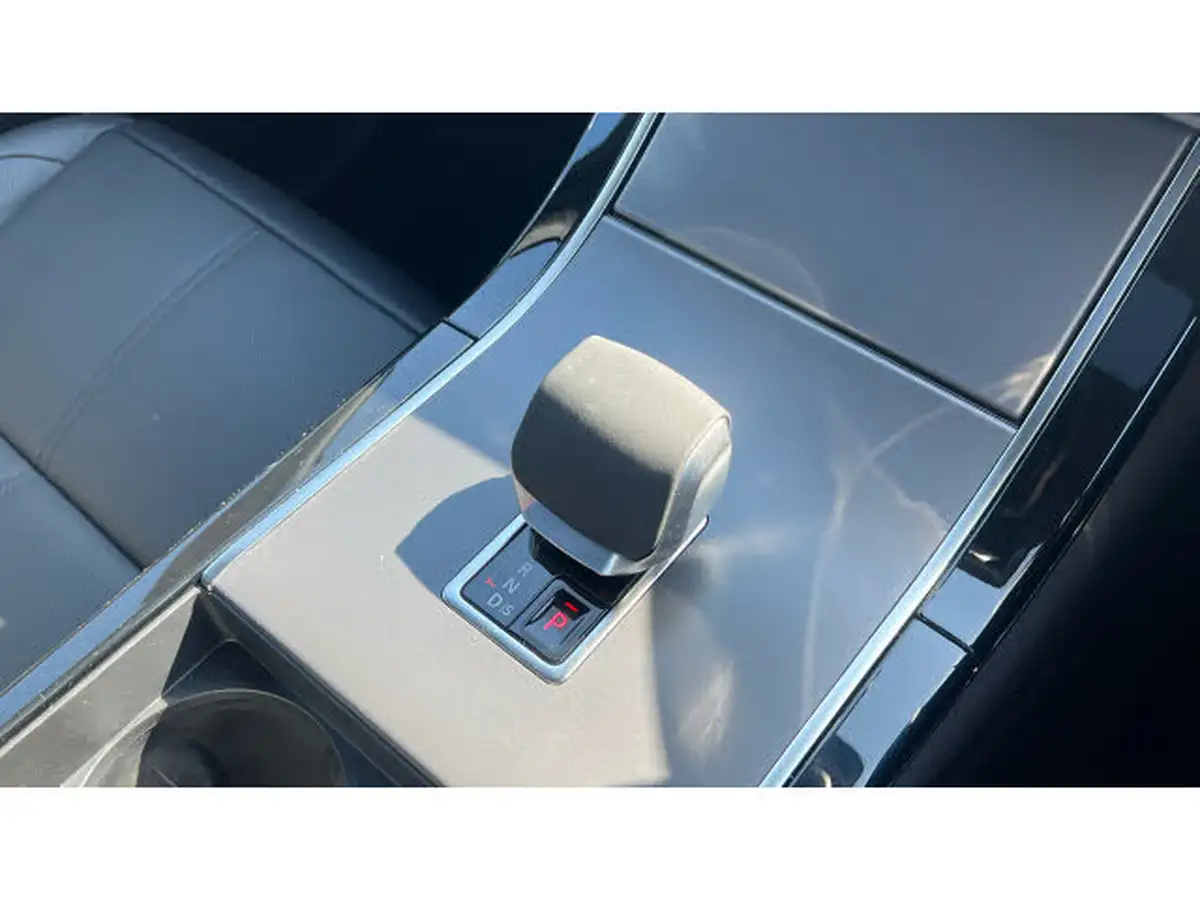 2024-land-rover-range-rover-velar-20-d200-dynamic-se-big-12