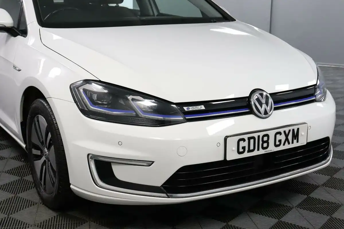 2018-volkswagen-golf-e-e-golf-big-21