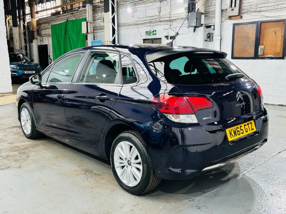 2015-citroen-c4-16bluehdi-flair-120ps-ss-eat6-big-6