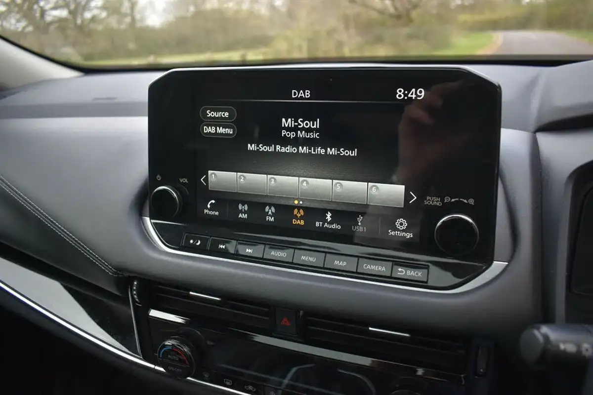 2021-nissan-qashqai-13-dig-t-n-connecta-140ps-big-23