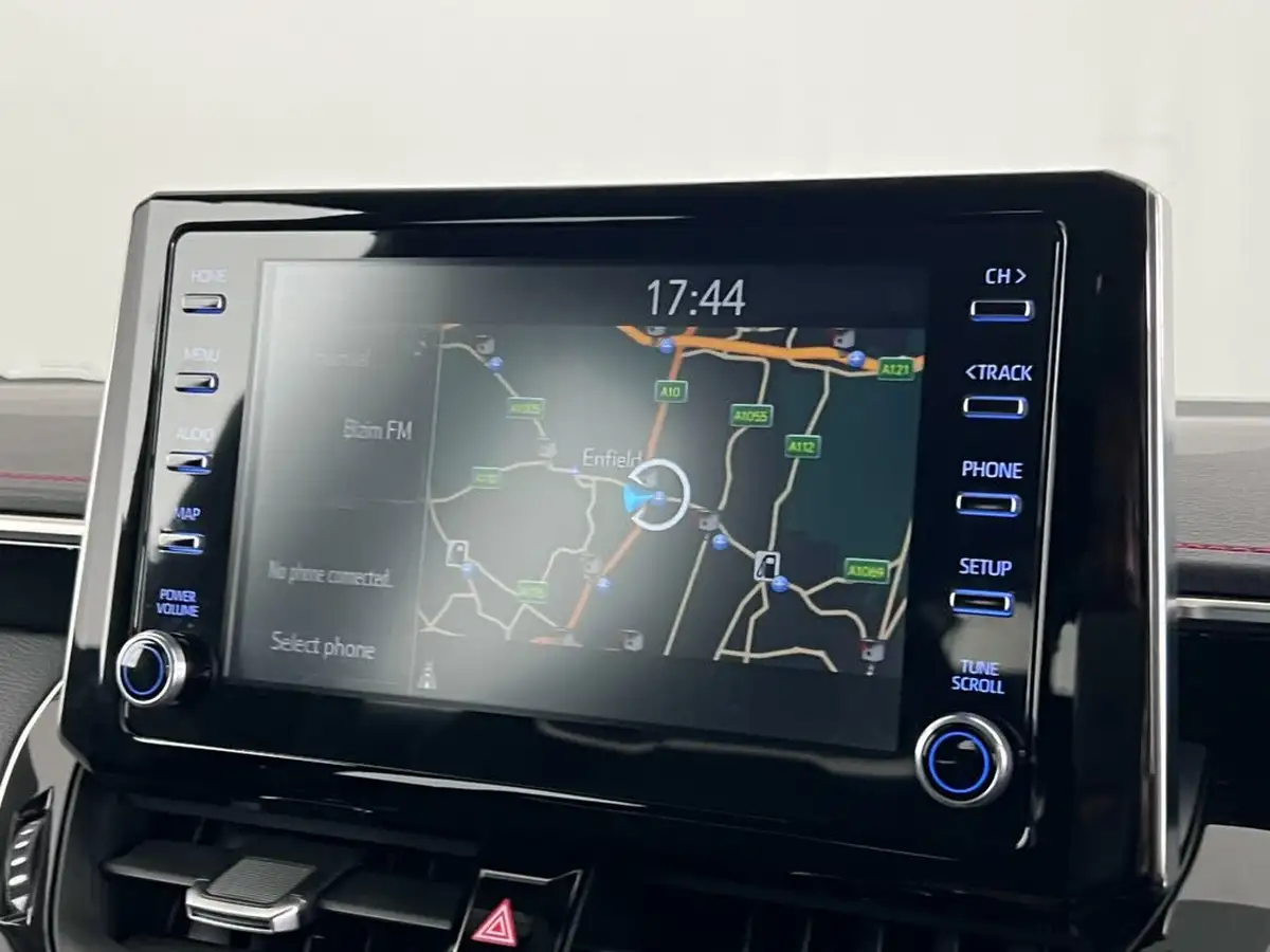 2021-toyota-corolla-18-vvt-i-excel-trk-hatchback-big-32