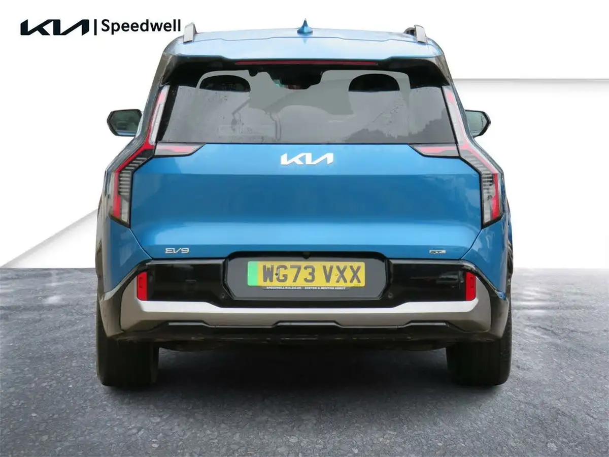 2024-kia-ev9-e-gt-line-s-7-big-5