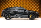 2022-lamborghini-urus-40-no-trim-small-8
