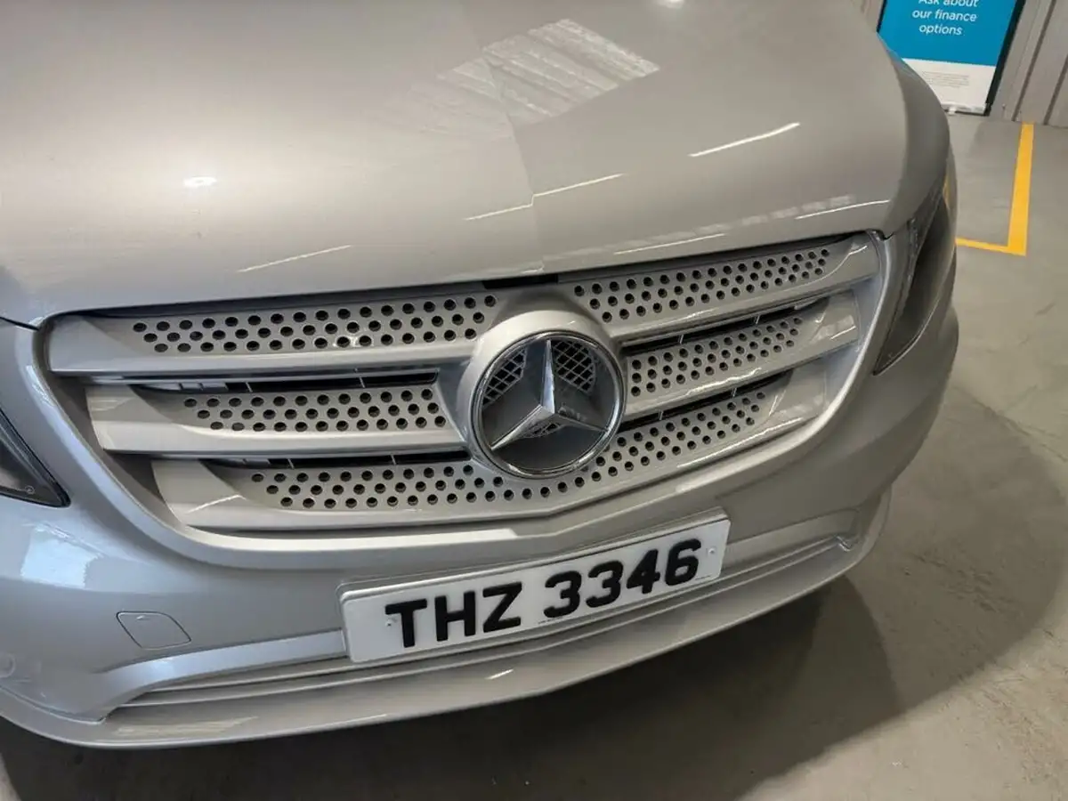 2019-mercedes-benz-vito-21cdi-tourer-pro-114-long-big-32