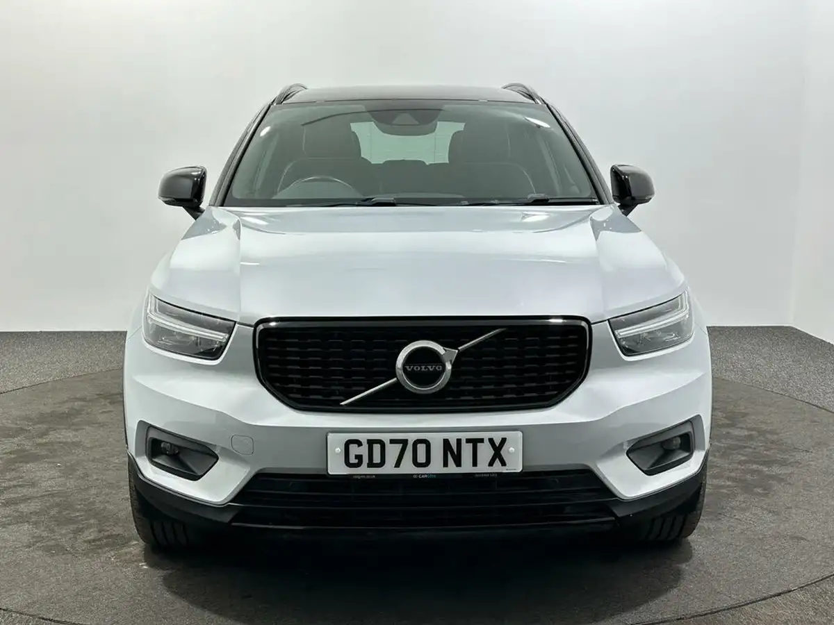2021-volvo-xc40-15-t4-r-design-211bhp-big-2