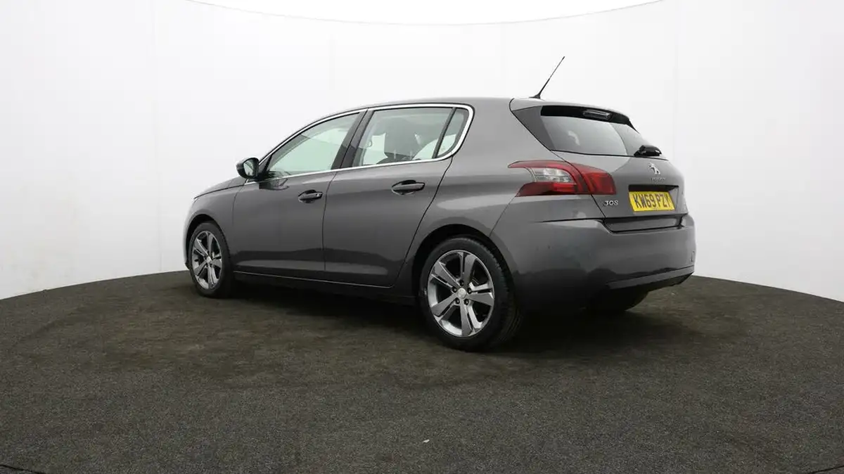 2019-peugeot-308-12-puretech-allure-130bhp-big-70