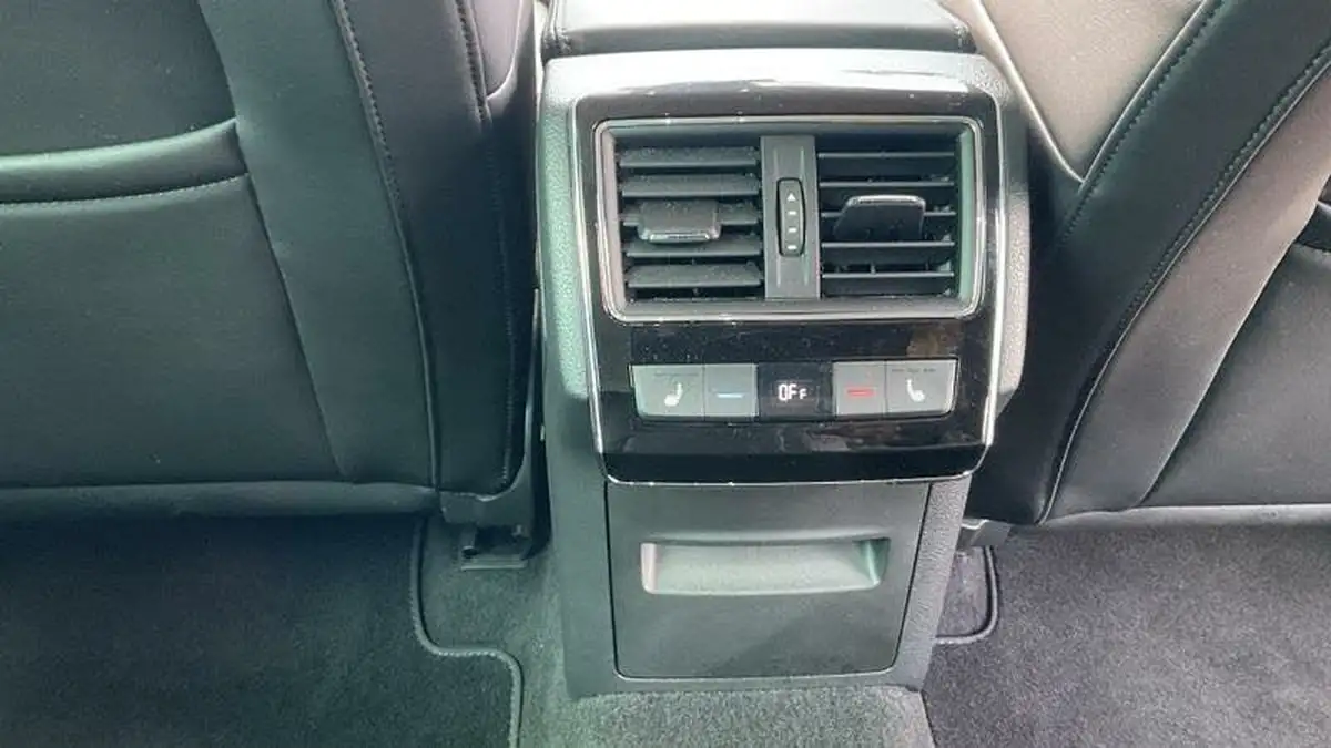 2023-skoda-superb-20-tsi-laurin-klement-190ps-estate-big-38