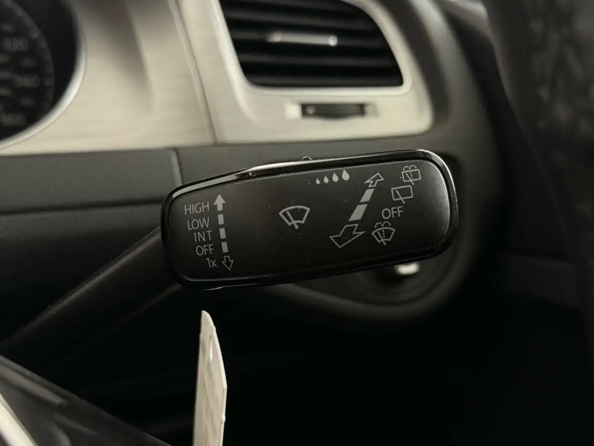2014-volkswagen-golf-16tdi-se-ss-hatchback-5d-big-23