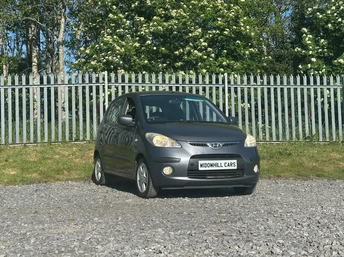 2009-hyundai-i10-12-comfort-76bhp-big-2