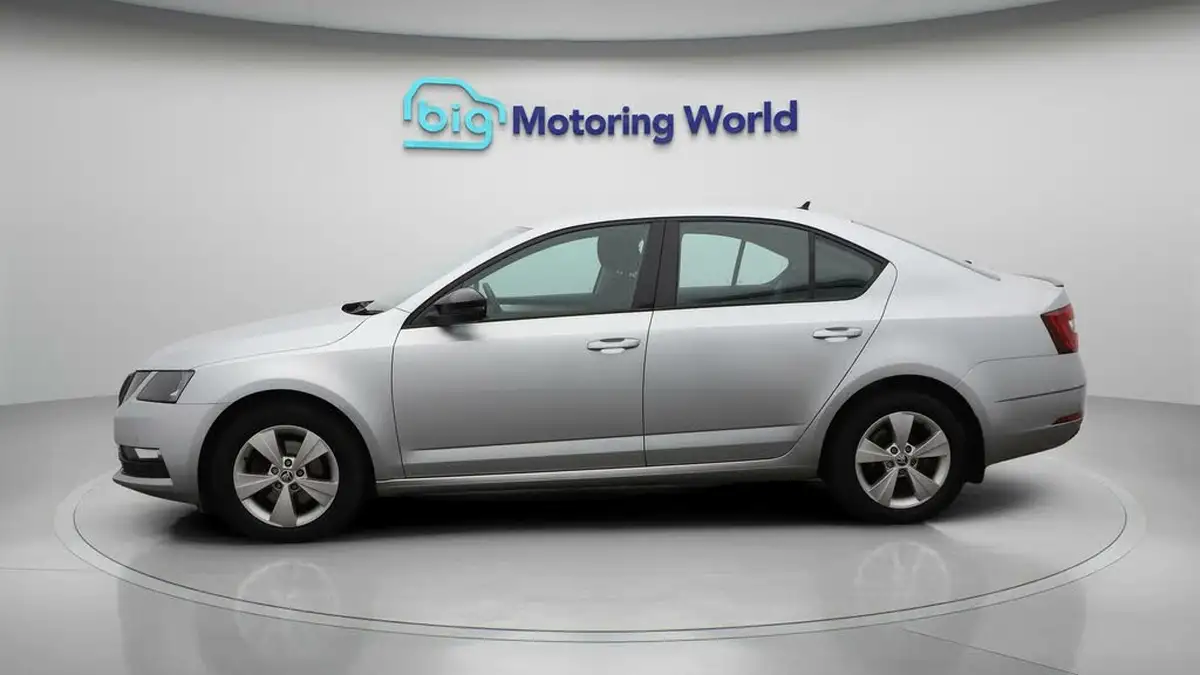 2019-skoda-octavia-15-tsi-se-technology-act-hatchback-big-4