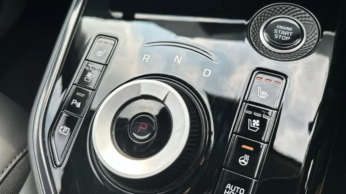 2024-kia-niro-16-gdi-4-180bhp-phev-111kwh-big-22