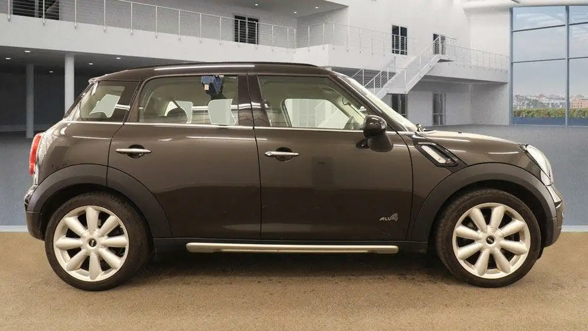 2017-mini-countryman-16-cooper-s-all4-ss-big-10