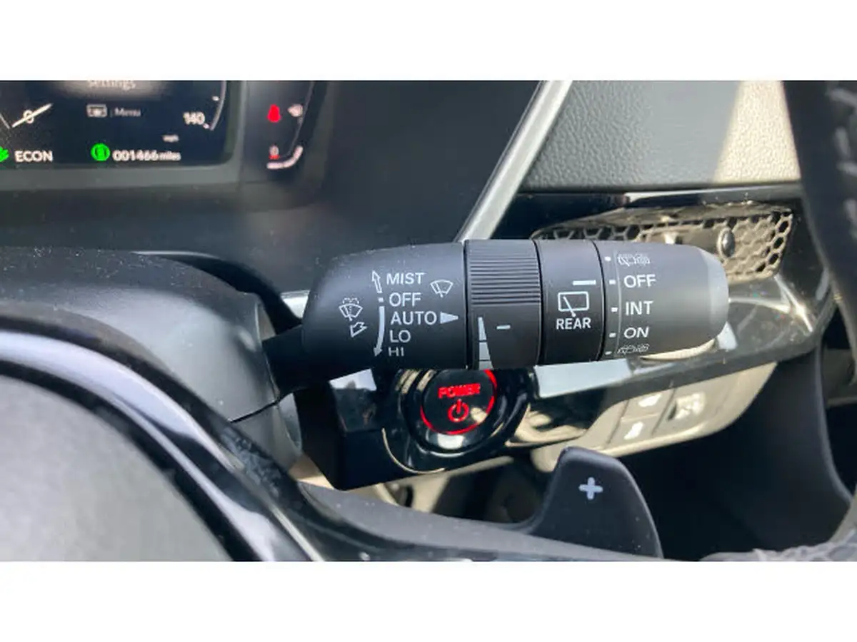 2025-honda-cr-v-20-i-mmd-elegance-big-27