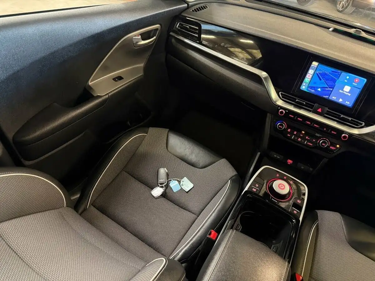 2022-kia-niro-ev-e-2-big-11