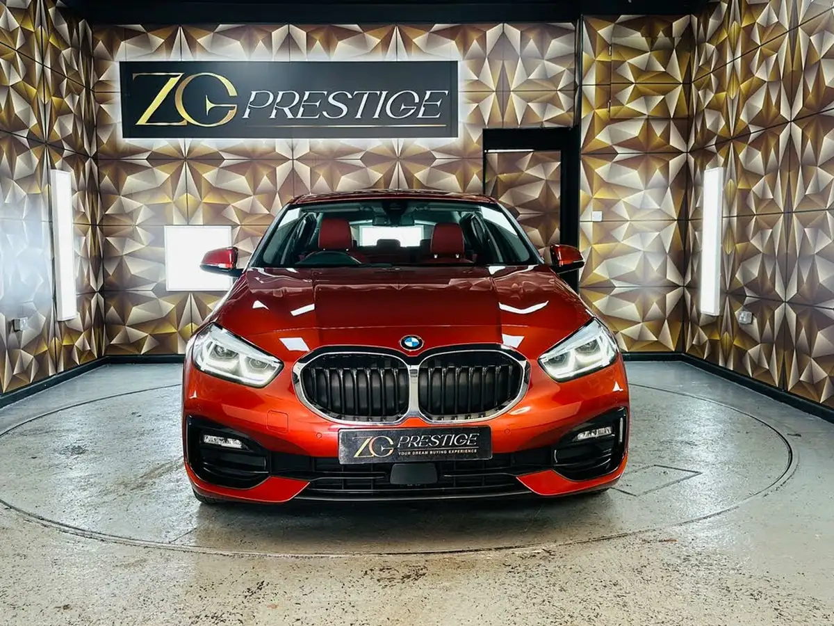 2021-bmw-1-series-15-118i-sport-lcp-big-3
