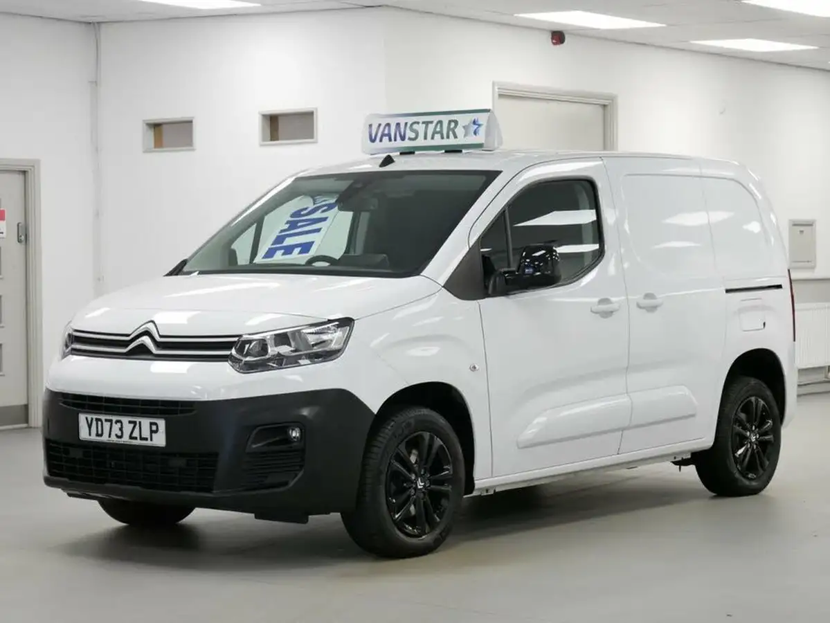 2024-citroen-berlingo-15-bluehdi-1000-driver-edition-130pseu6d-eat8-big-1