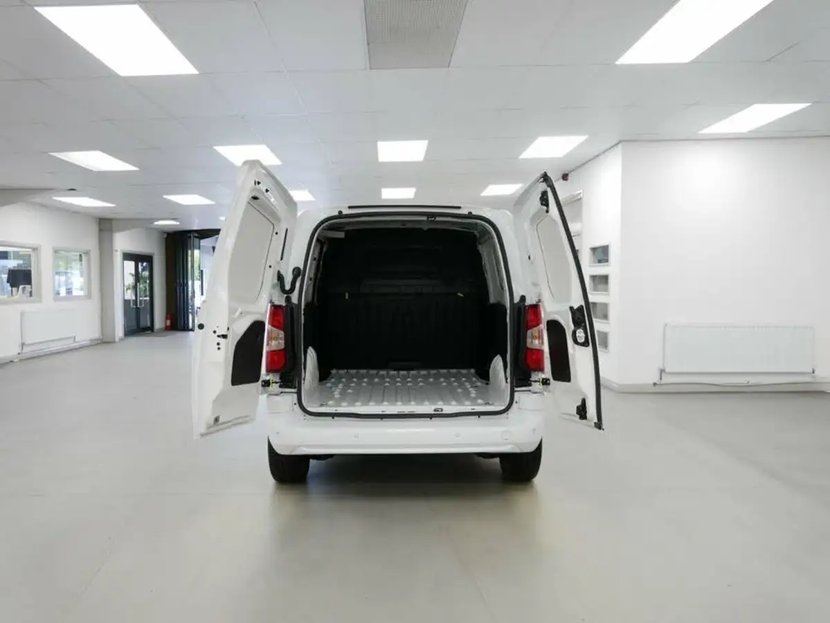 2024-citroen-berlingo-15-bluehdi-1000-driver-edition-130pseu6d-eat8-big-25