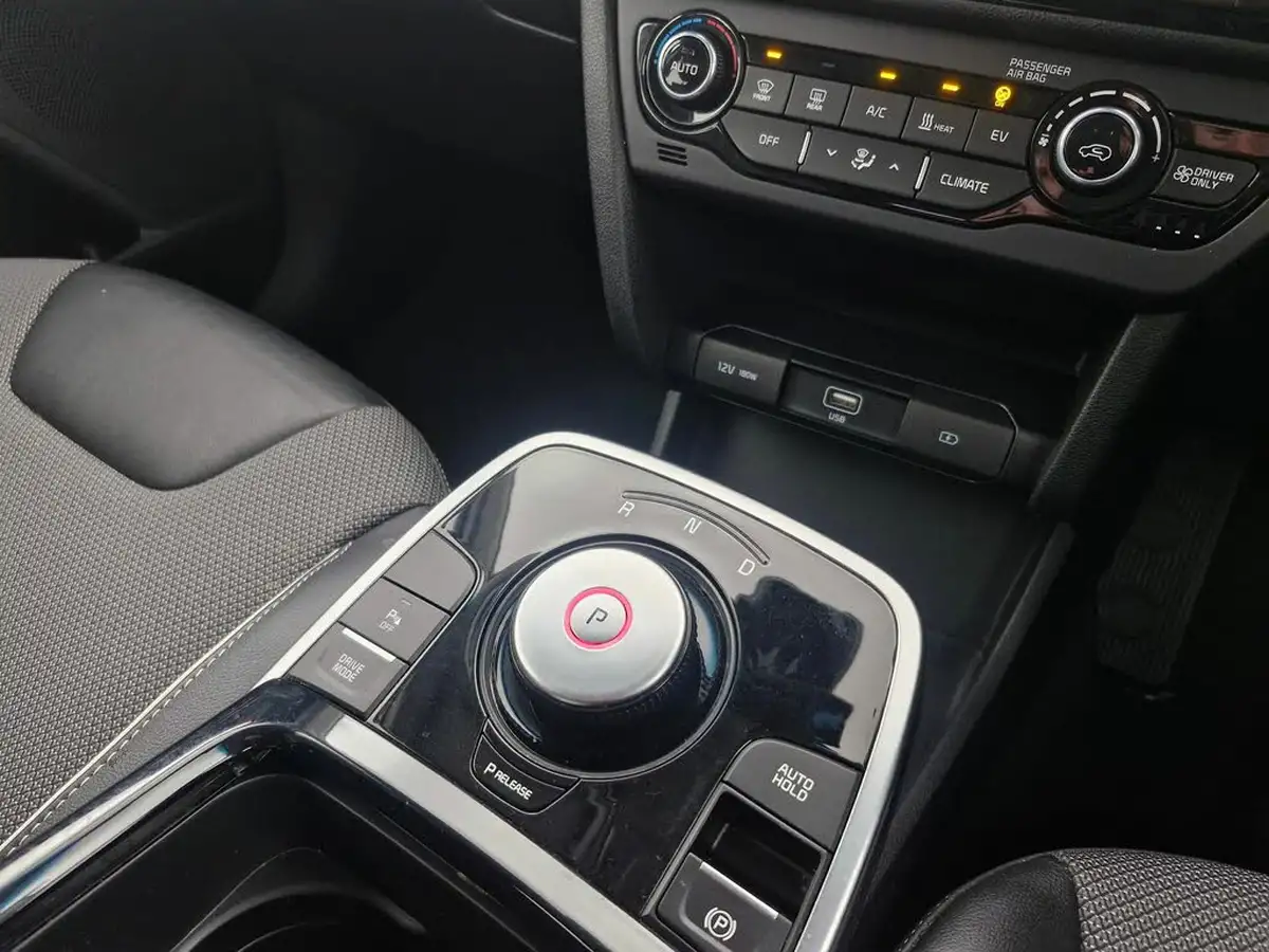 2022-kia-e-niro-ev-2-64-big-28