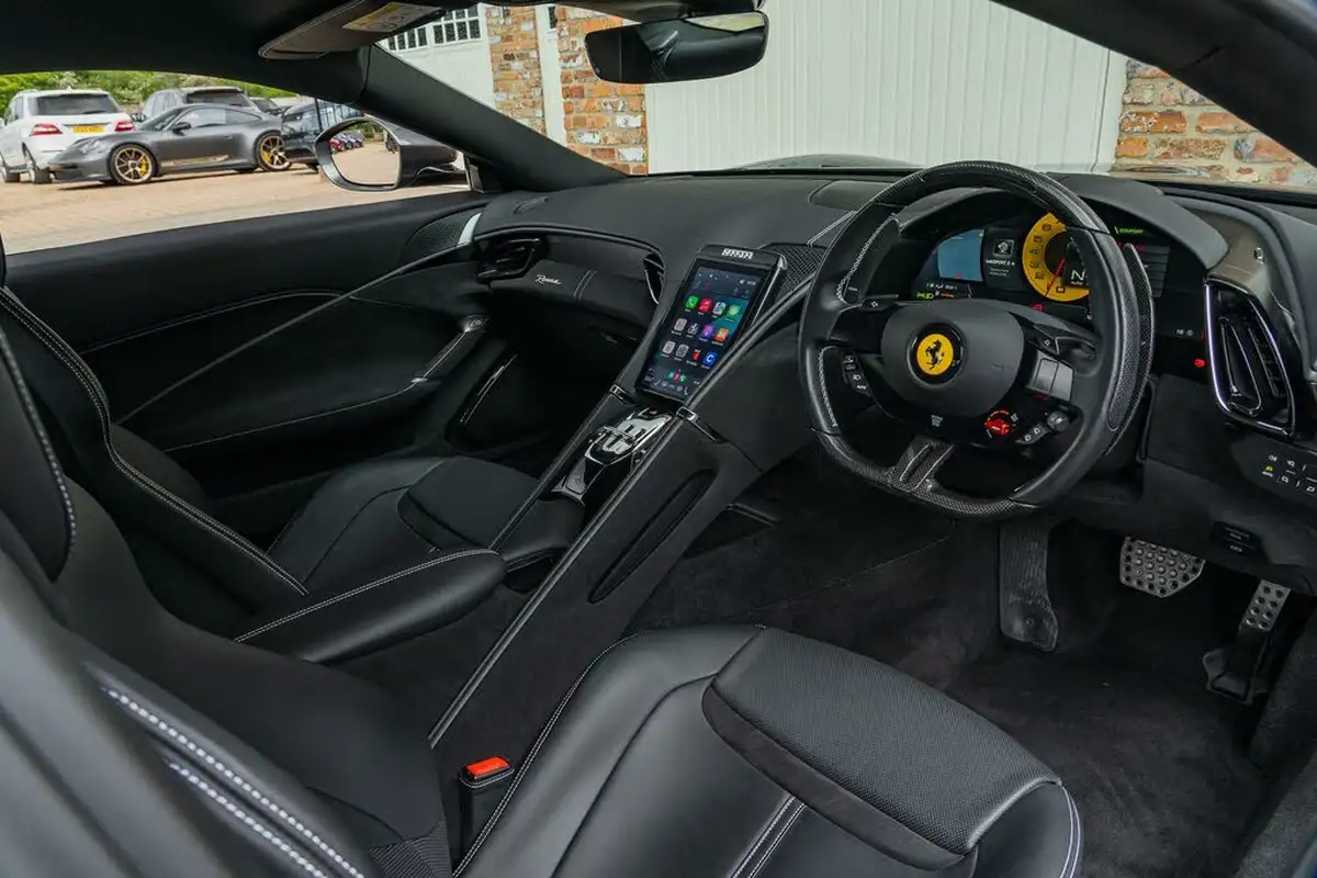 2023-ferrari-roma-38t-v8-f1-dct-ss-big-2