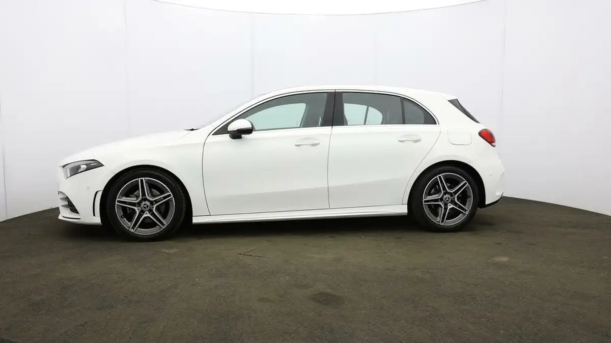 2018-mercedes-benz-a-class-13-a200-amg-line-premiumss-hatchback-5d-7g-dct-big-69