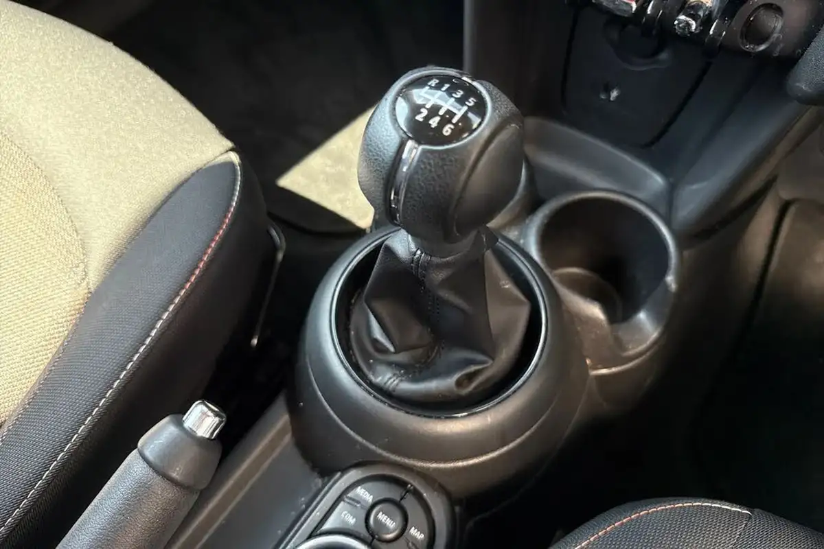 2019-mini-cooper-15-one-classic-101bhp-5d-big-22