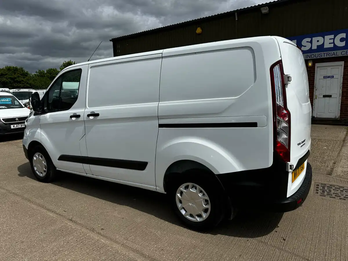 2021-ford-transit-custom-20tdci-300-l1h1-leader-105pseu6dt-panel-van-big-6