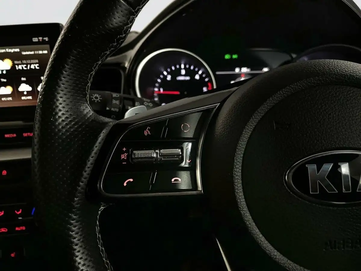 2020-kia-ceed-16crdi-gt-line-dct-big-13