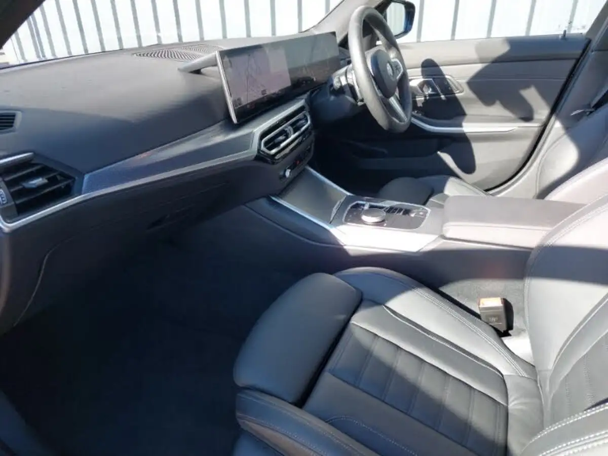 2024-bmw-3-series-20-320i-m-sport-touring-5d-big-4