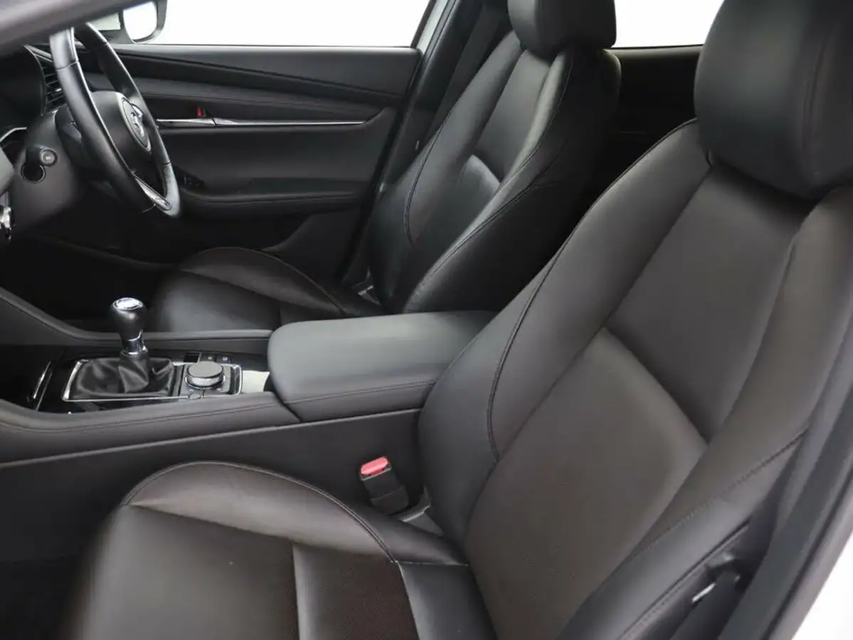 2022-mazda-mazda3-20-gt-sport-tech-122ps-hatchback-5d-big-23