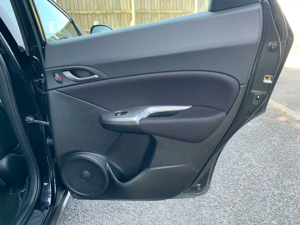 2010-honda-civic-18-es-t-auto-big-39