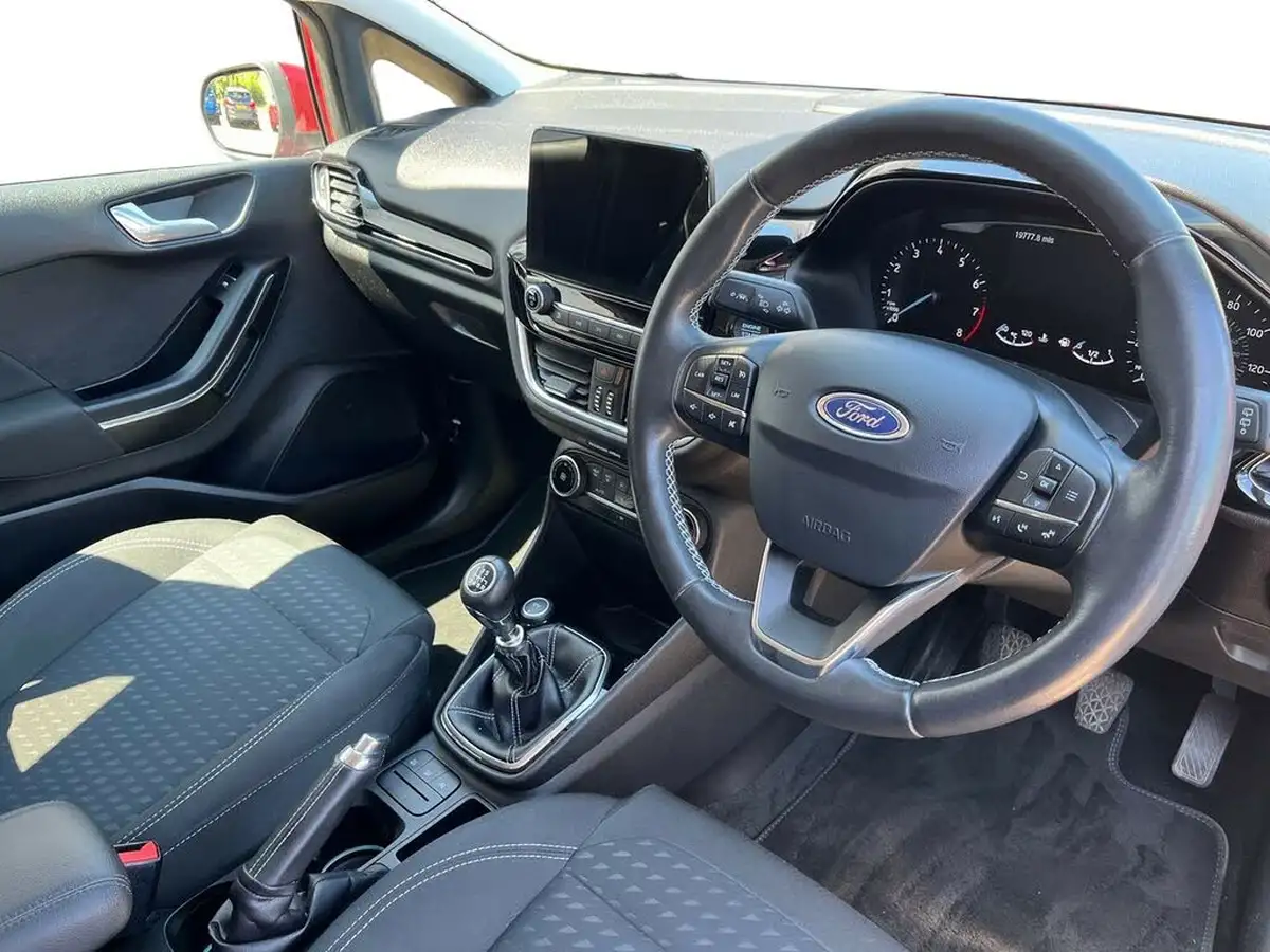 2018-ford-fiesta-10t-titanium-100ps-5d-big-10