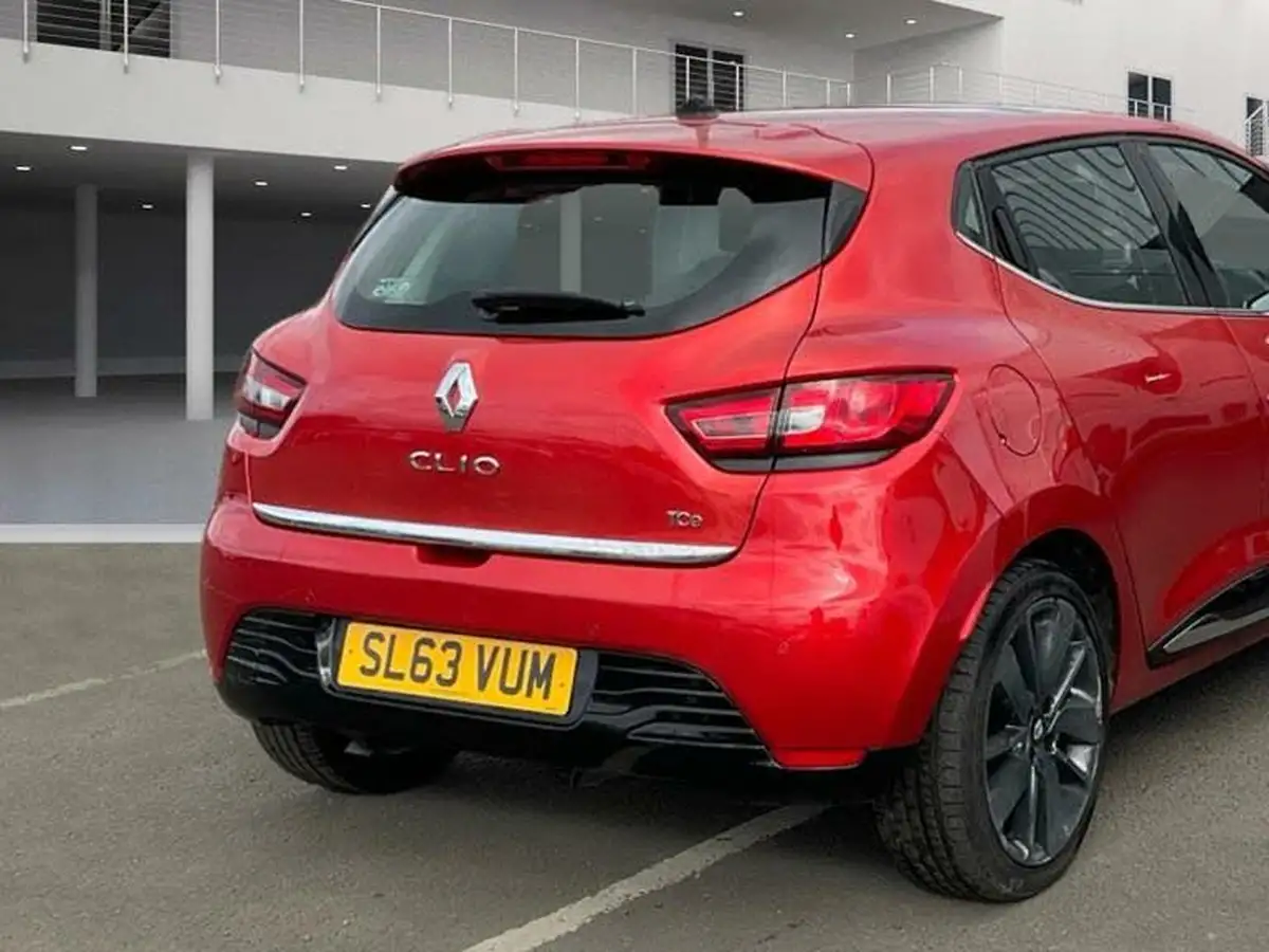 2014-renault-clio-09-dynamique-s-big-3