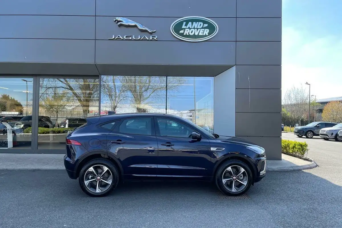 2023-jaguar-e-pace-15-p300e-r-dynamic-se-big-1