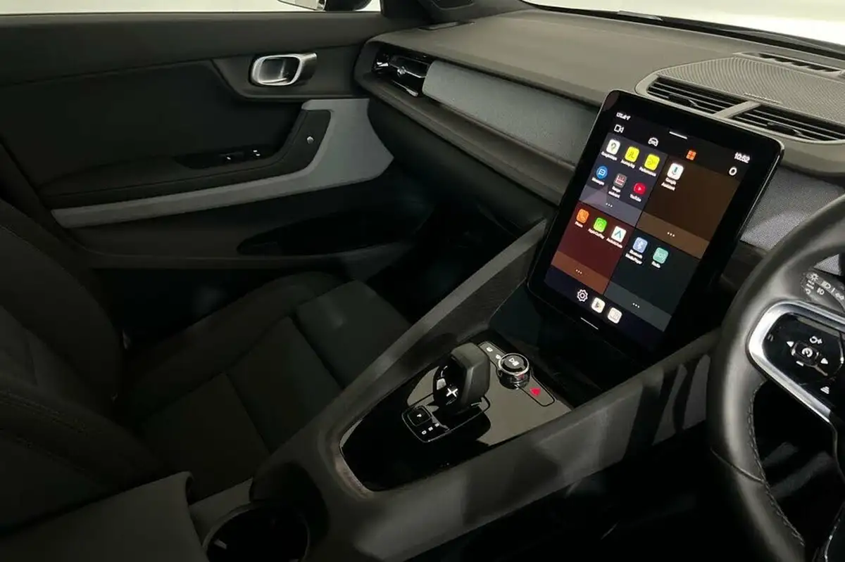 2022-polestar-polestar-2-e-ps2-300kw-longe-dual-plus-pilot-big-32