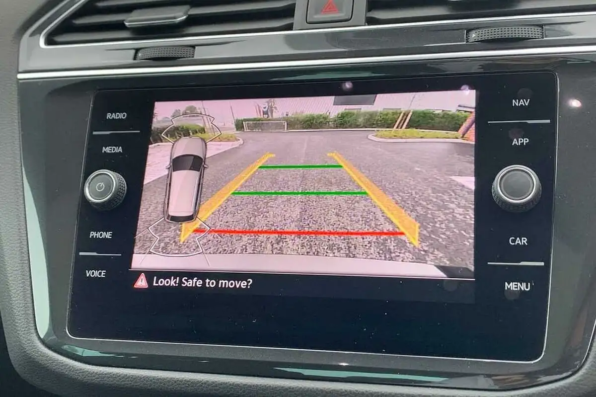 2022-volkswagen-tiguan-15-tsi-elegance-big-27
