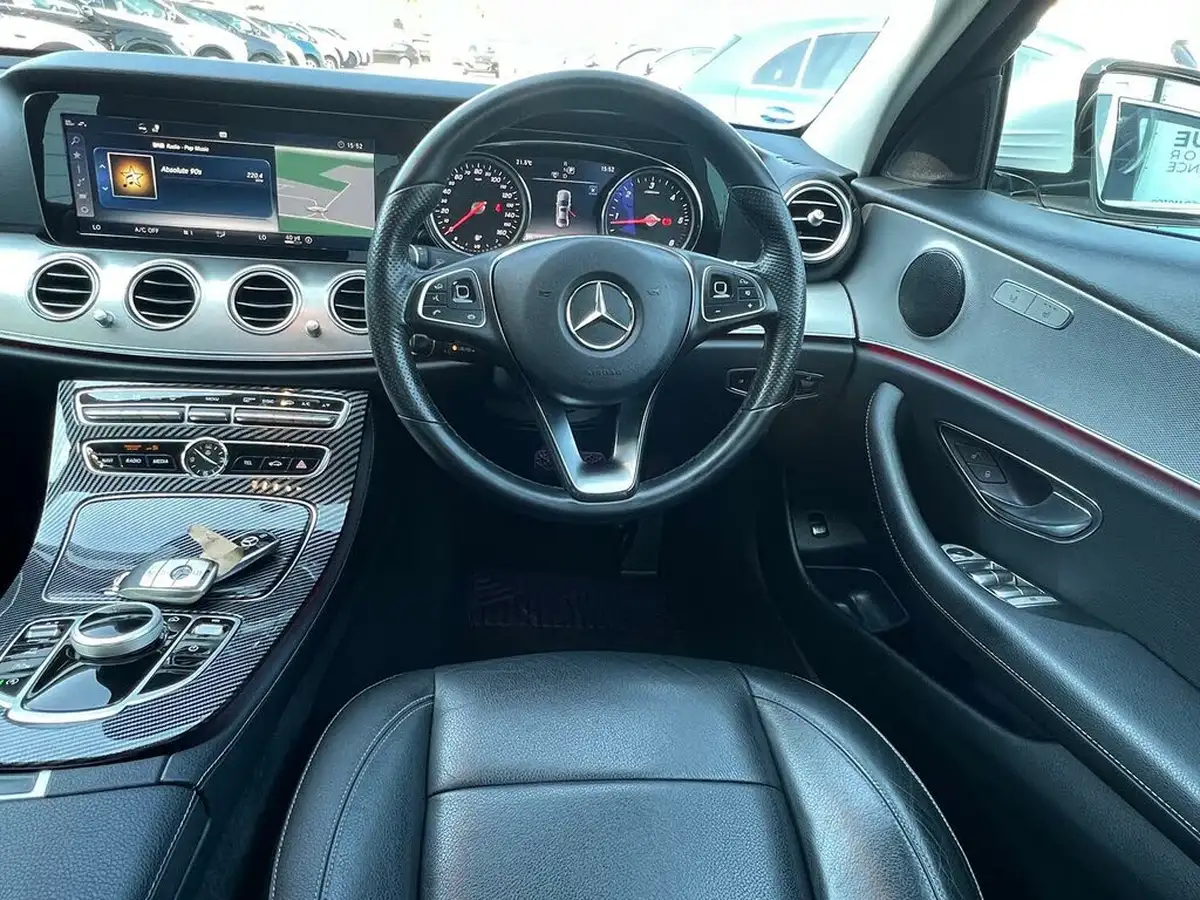 2018-mercedes-benz-e-class-20d-e220d-se-ss-saloon-4d-big-11