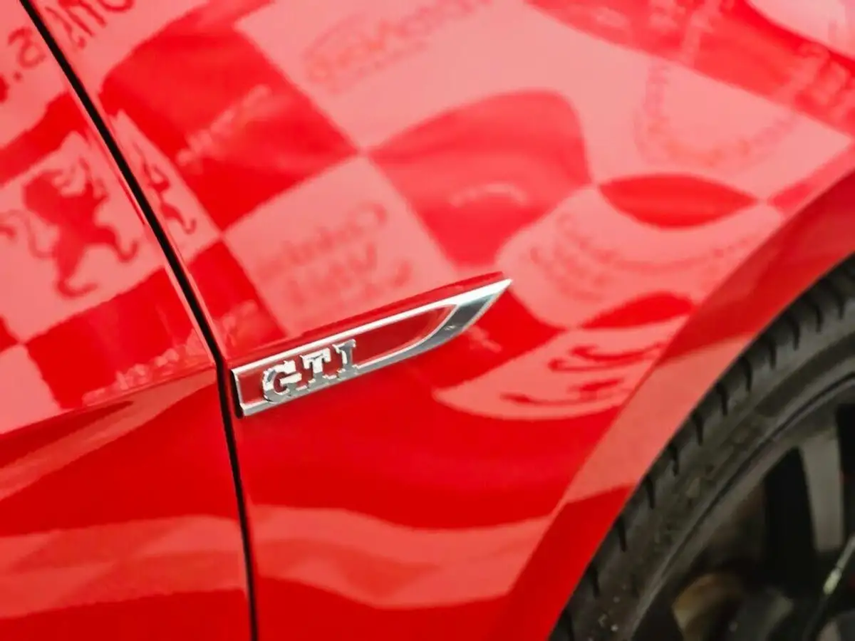 2018-volkswagen-golf-20-tsi-gti-performance-ss-5d-big-47