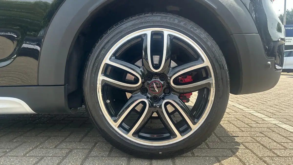 2018-mini-countryman-20-john-cooper-works-ss-auto-big-17