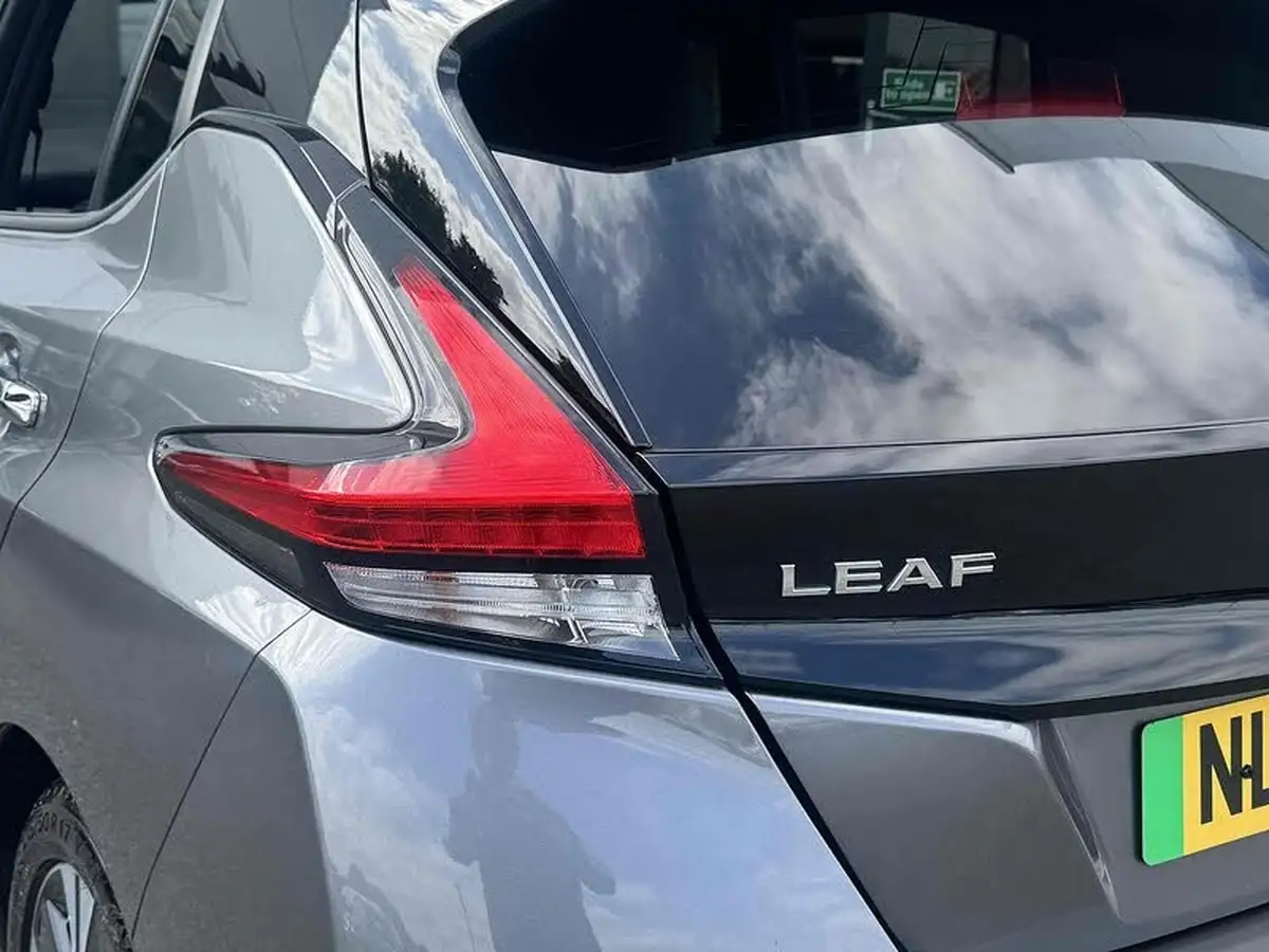 2022-nissan-leaf-e-n-connecta-big-10