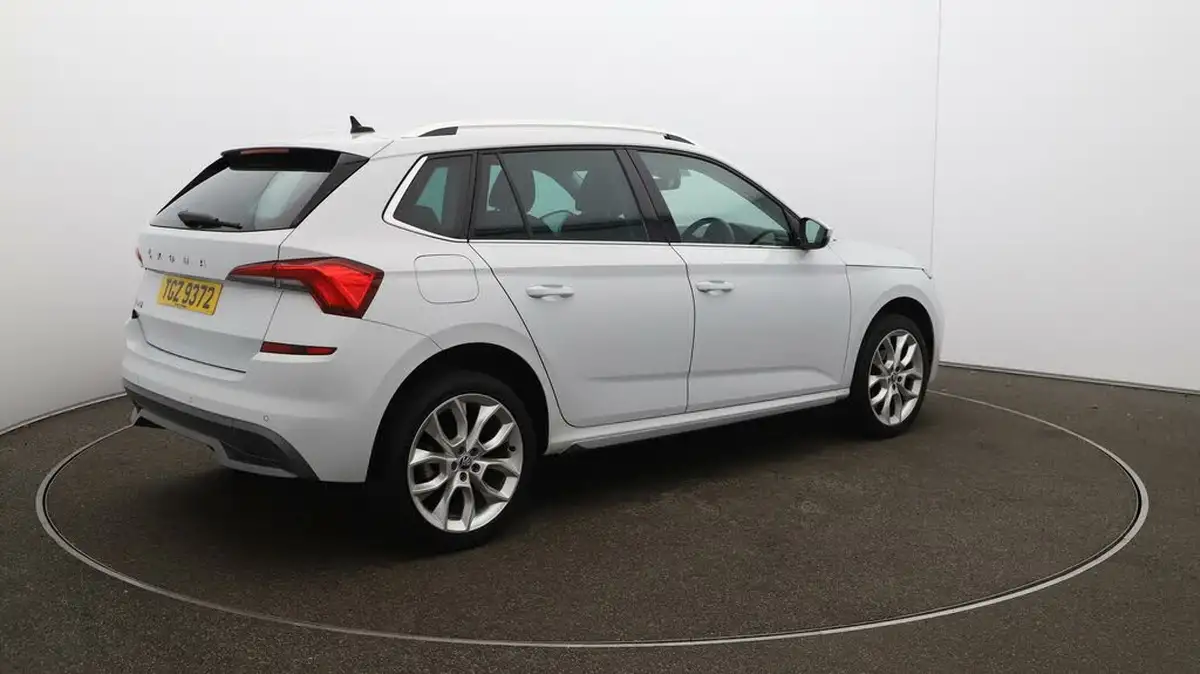 2021-skoda-kamiq-10-tsi-se-l-109ps-dsg-big-55