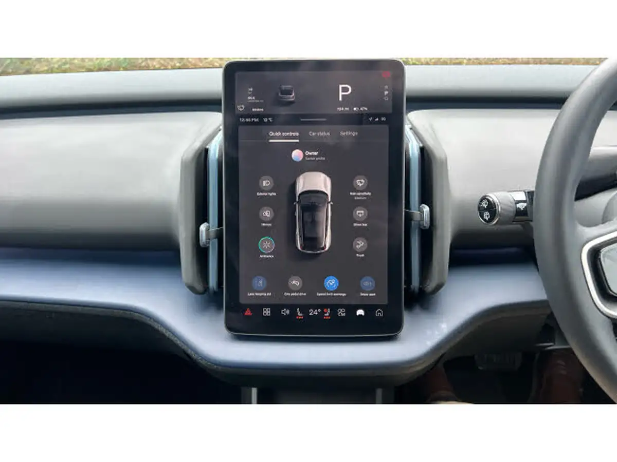 2024-volvo-ex30-e-single-motor-plus-extended-range-big-43