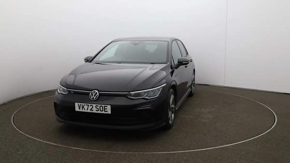 2022-volkswagen-golf-15-tsi-r-line-130ps-hatchback-big-38