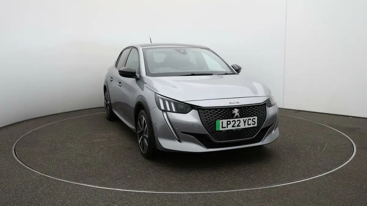2022-peugeot-208-e-gt-136bhp-50kwh-big-42