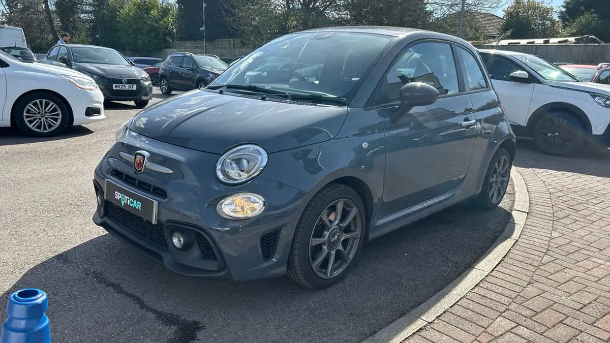 2019-abarth-595-14-tjet-big-6