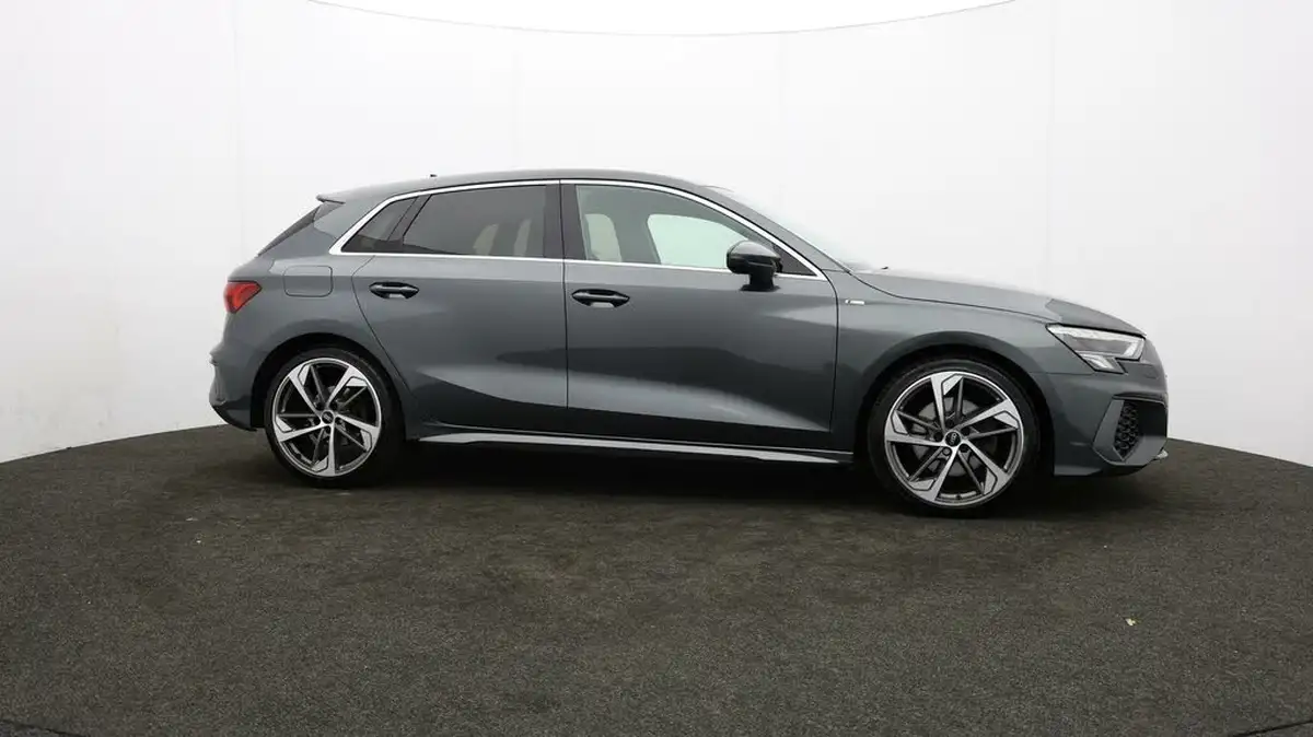 2020-audi-a3-15-35-tfsi-s-line-sportback-5d-1498cc-tronic-big-39