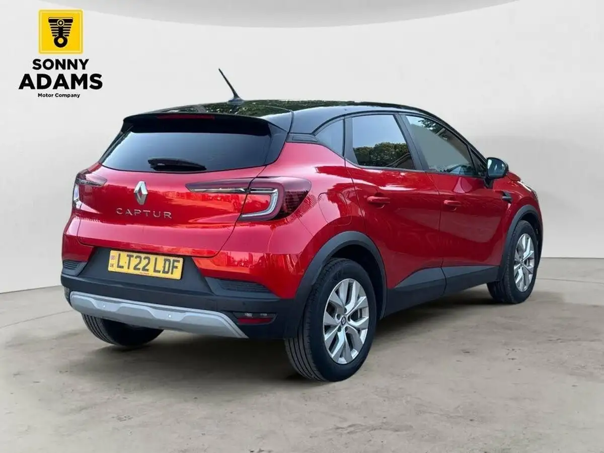 2022-renault-captur-10-tce-iconic-edition-big-3
