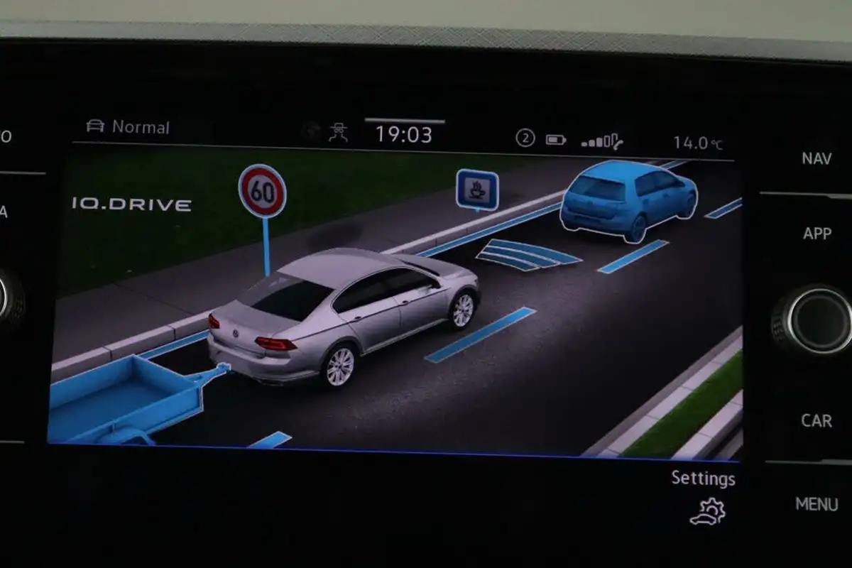 2020-volkswagen-passat-20tdi-se-nav-150ps-saloon-4d-dsg-big-34