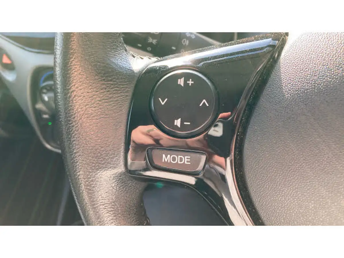 2019-toyota-aygo-10-vvt-i-x-play-big-26
