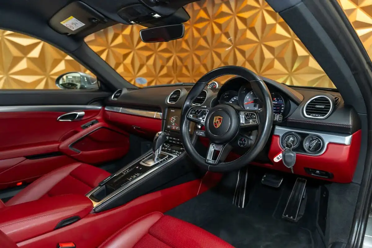 2020-porsche-cayman-718-25-cayman-s-pdk-big-22