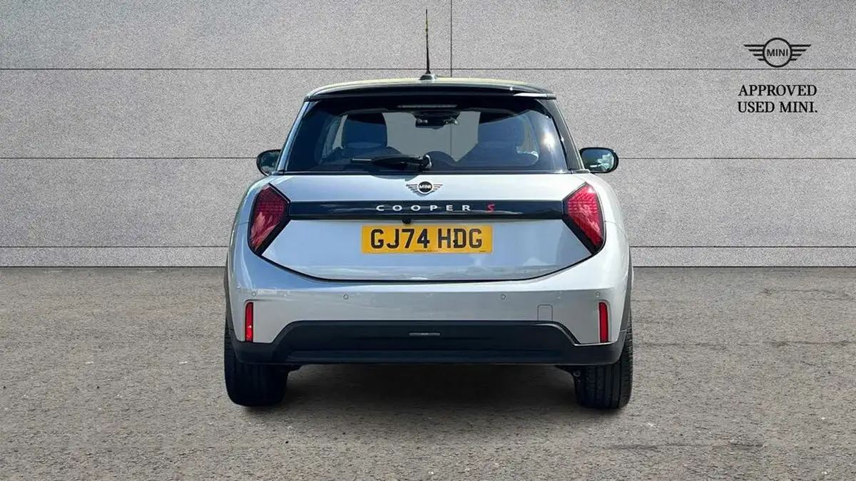 2024-mini-cooper-20-cooper-s-classic-201bhp-hatchback-3d-auto-big-19